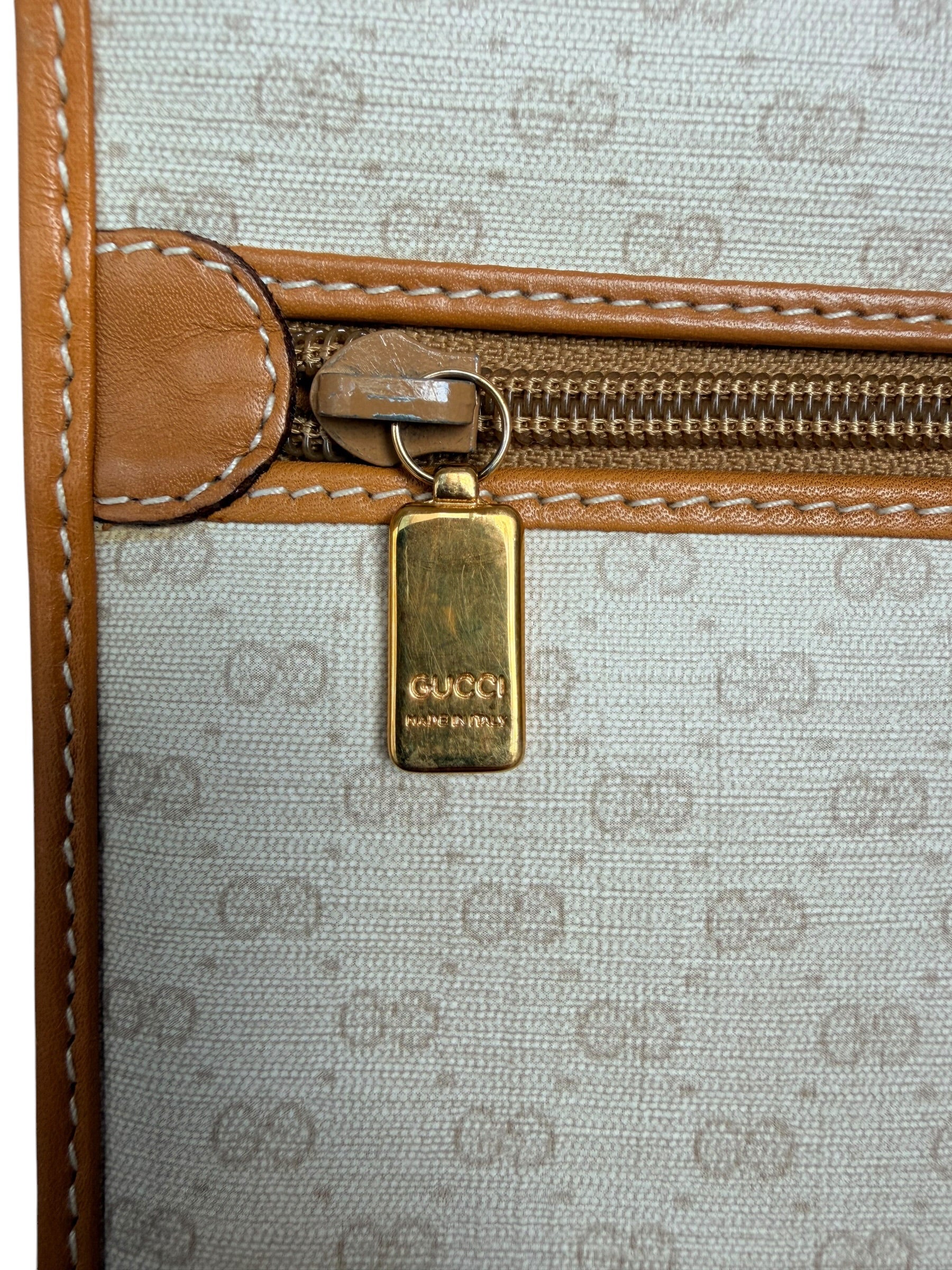 Vintage Gucci Late 70s GG Supreme Clutch with Attachable Strap