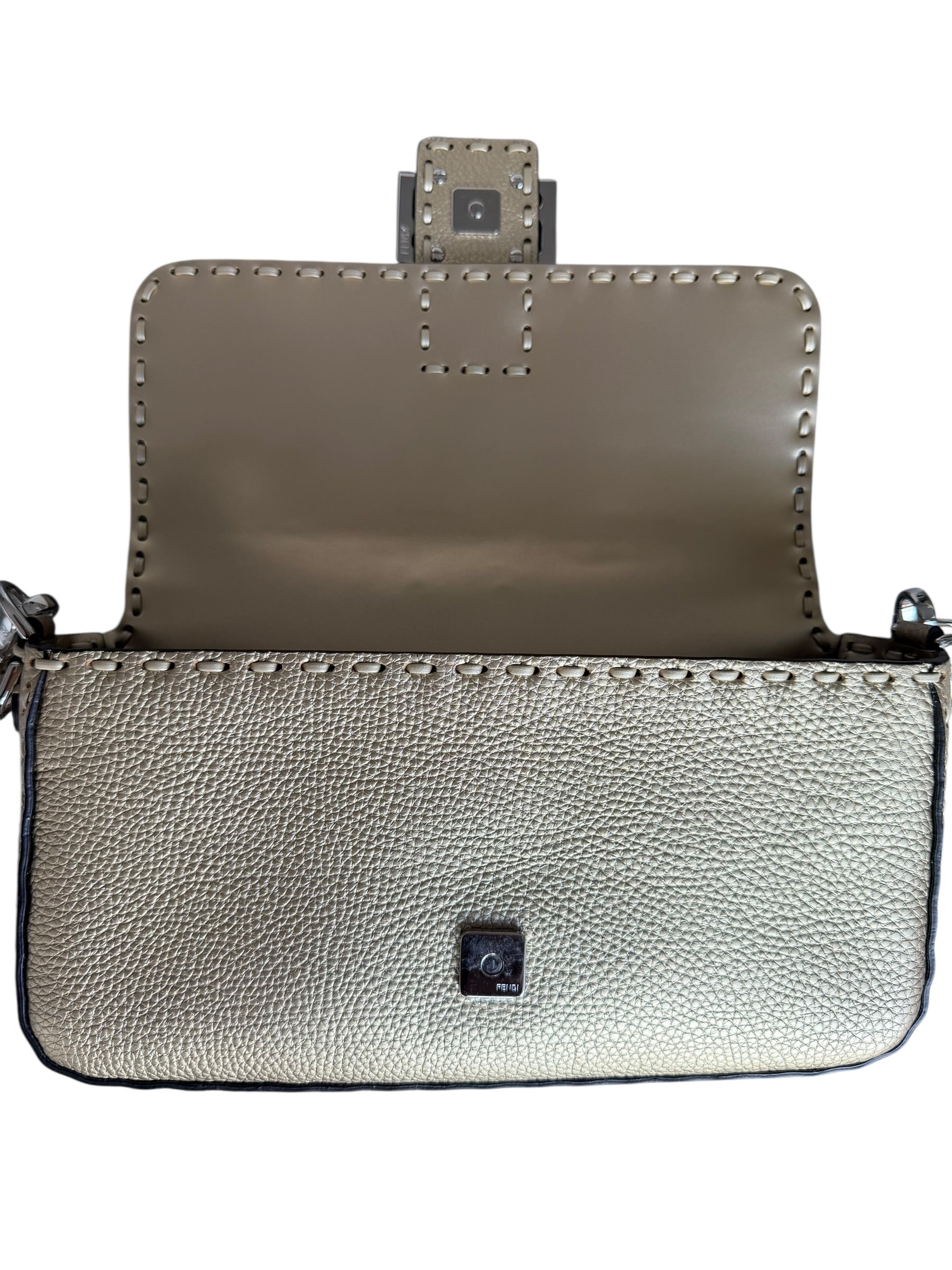 Fendi Baguette Selleria - Gold Leather