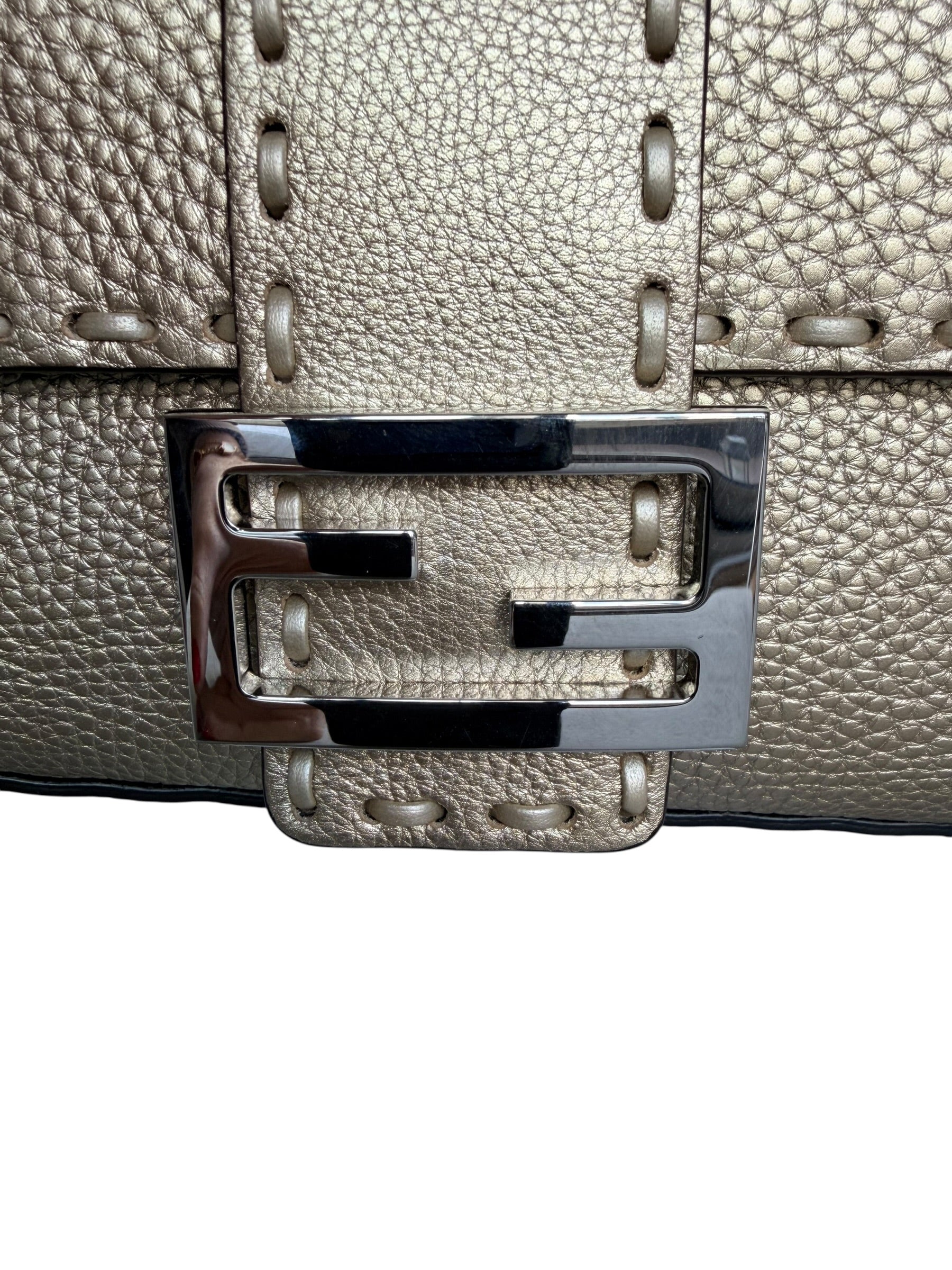 Fendi Baguette Selleria - Gold Leather