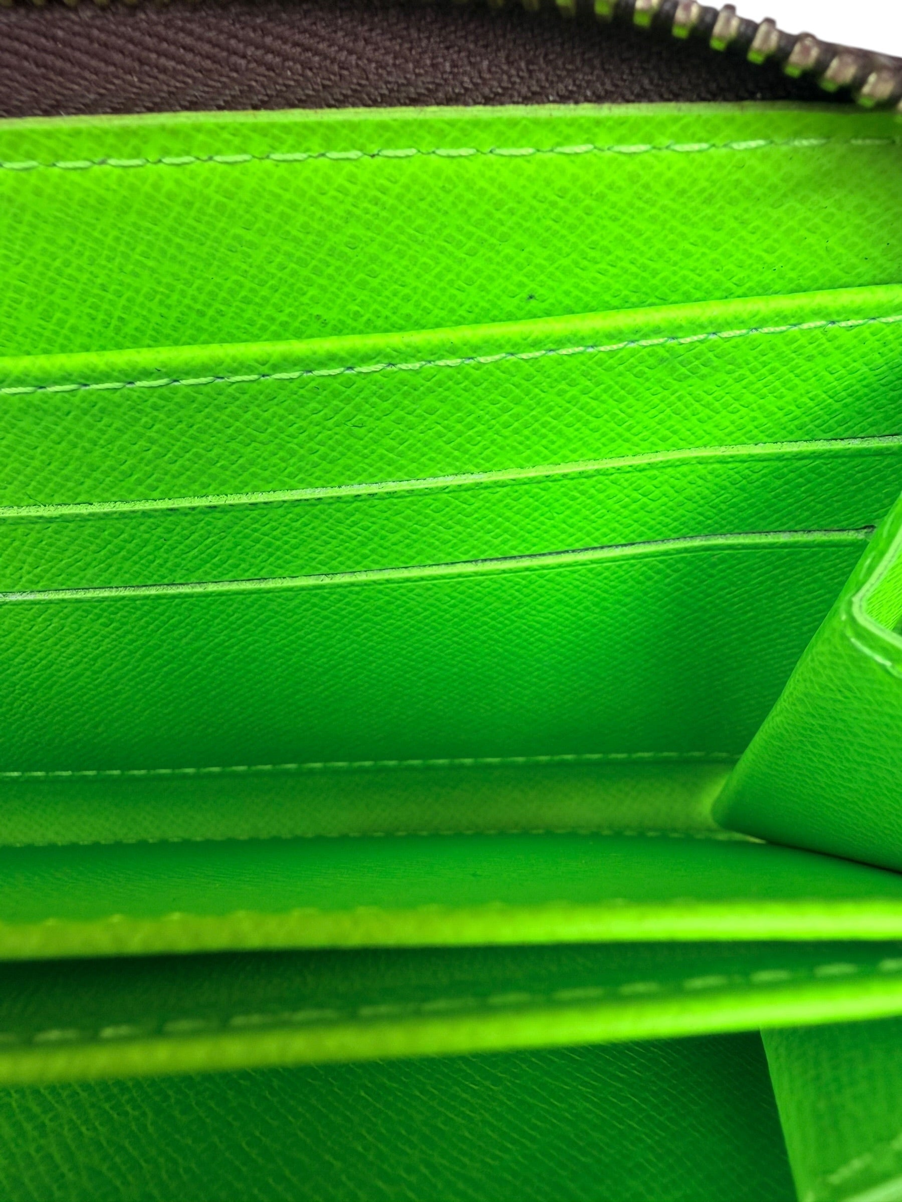 Louis Vuitton Sprouse Graffiti Zippy Wallet in Neon Green