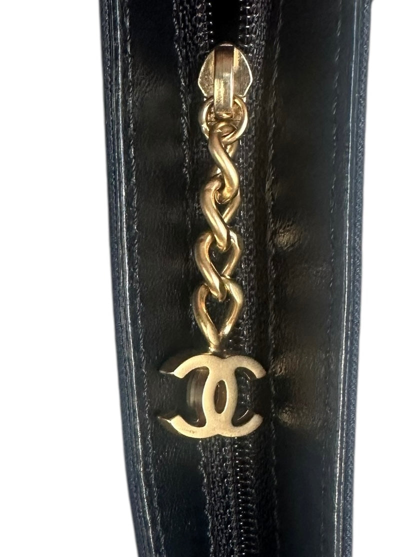 Chanel 2002-2003 Vintage Icon Flat Chain Canvas Shoulder Bag - Navy Blue, GHW