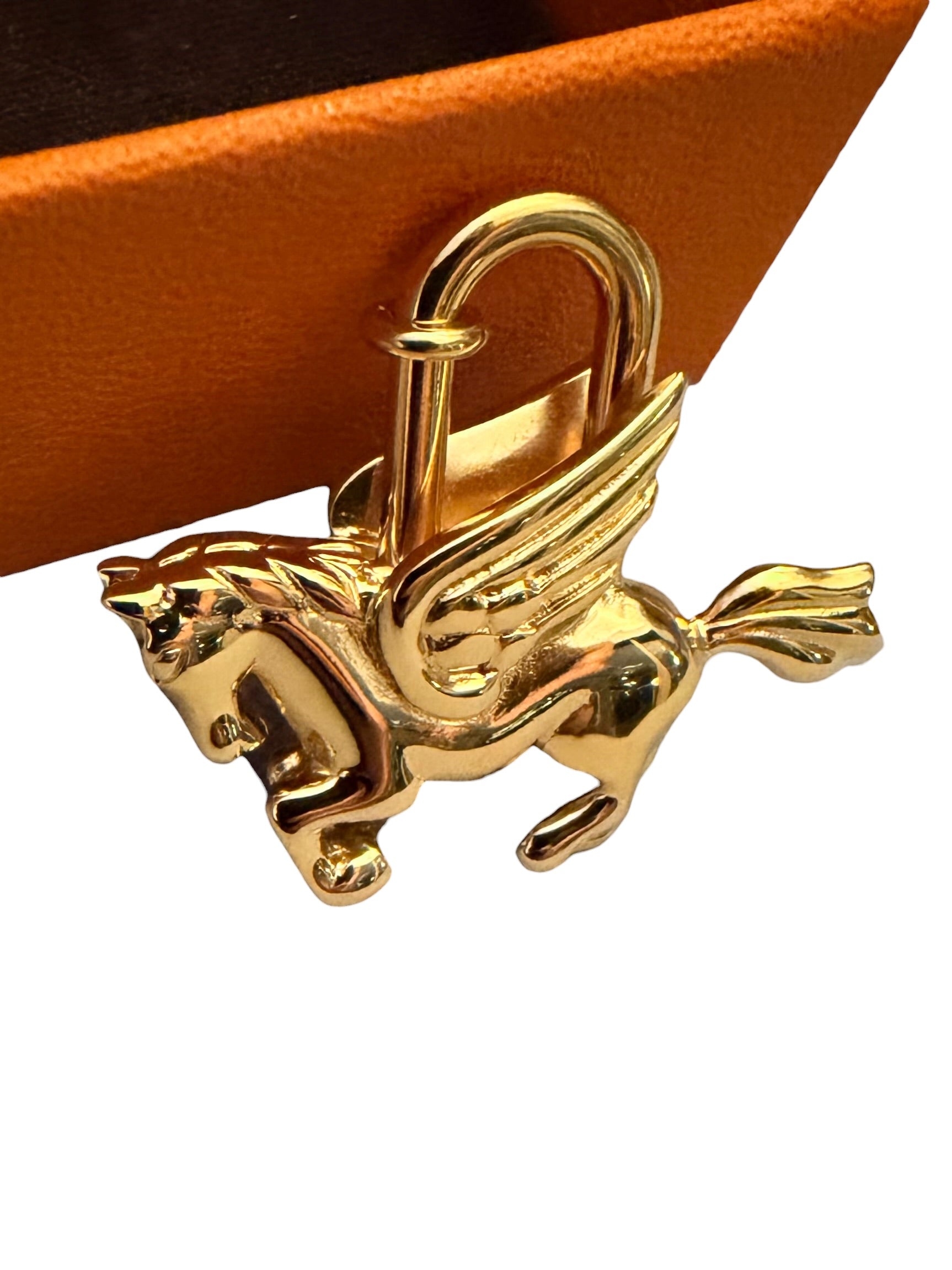 Hermès Pegasus Cadena Lock Charm in GHW