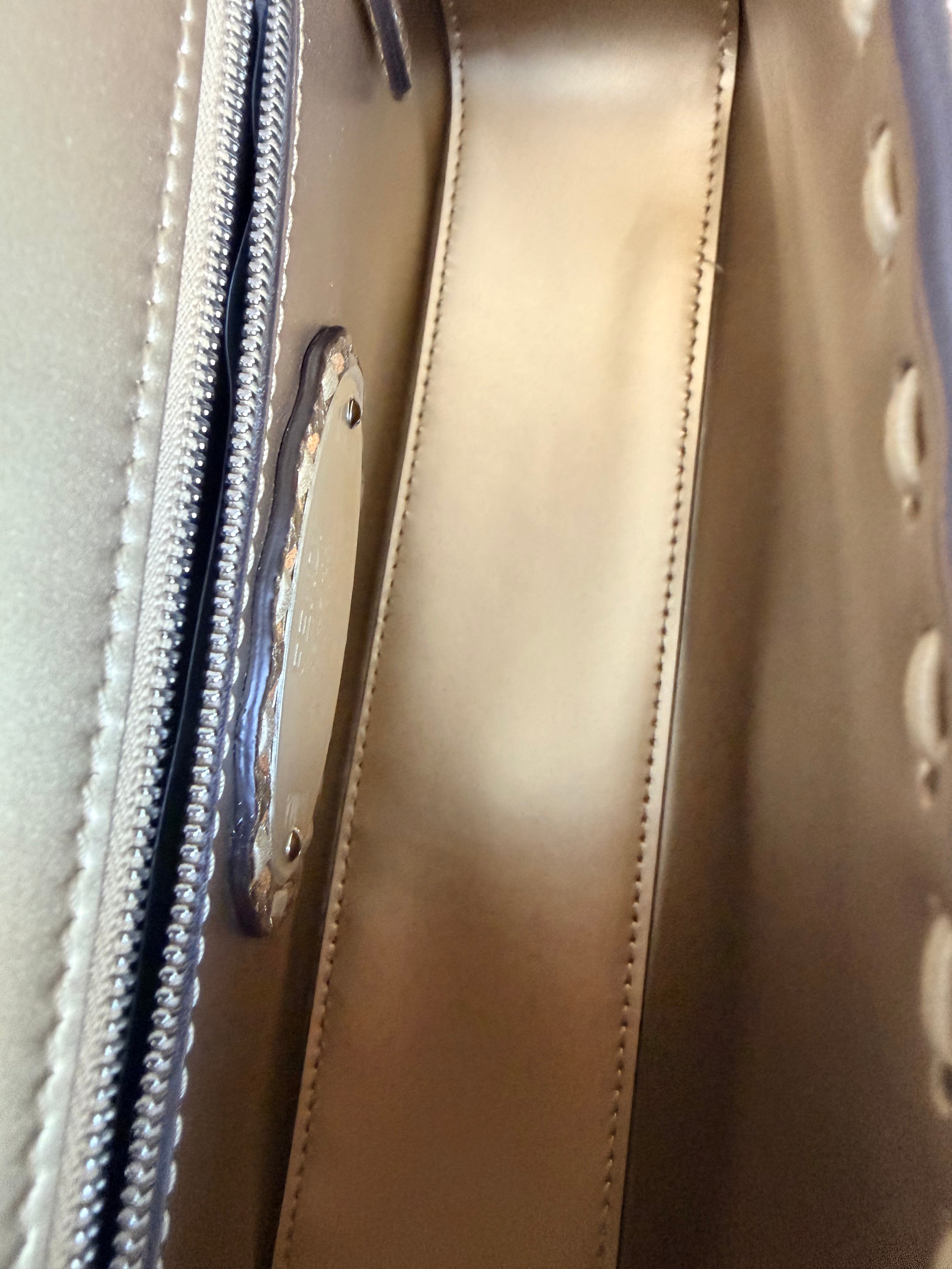 Fendi Baguette Selleria - Gold Leather