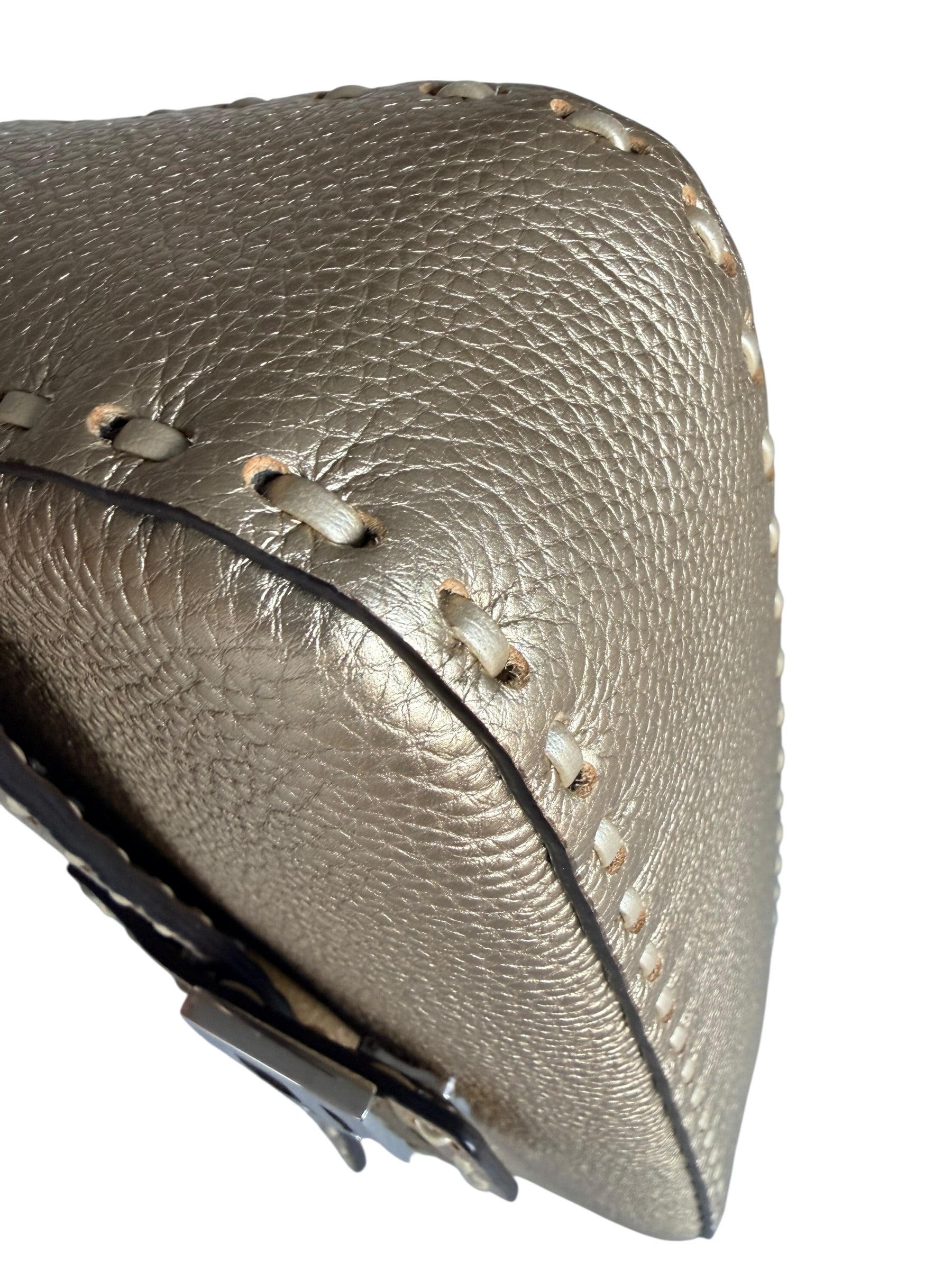 Fendi Baguette Selleria - Gold Leather