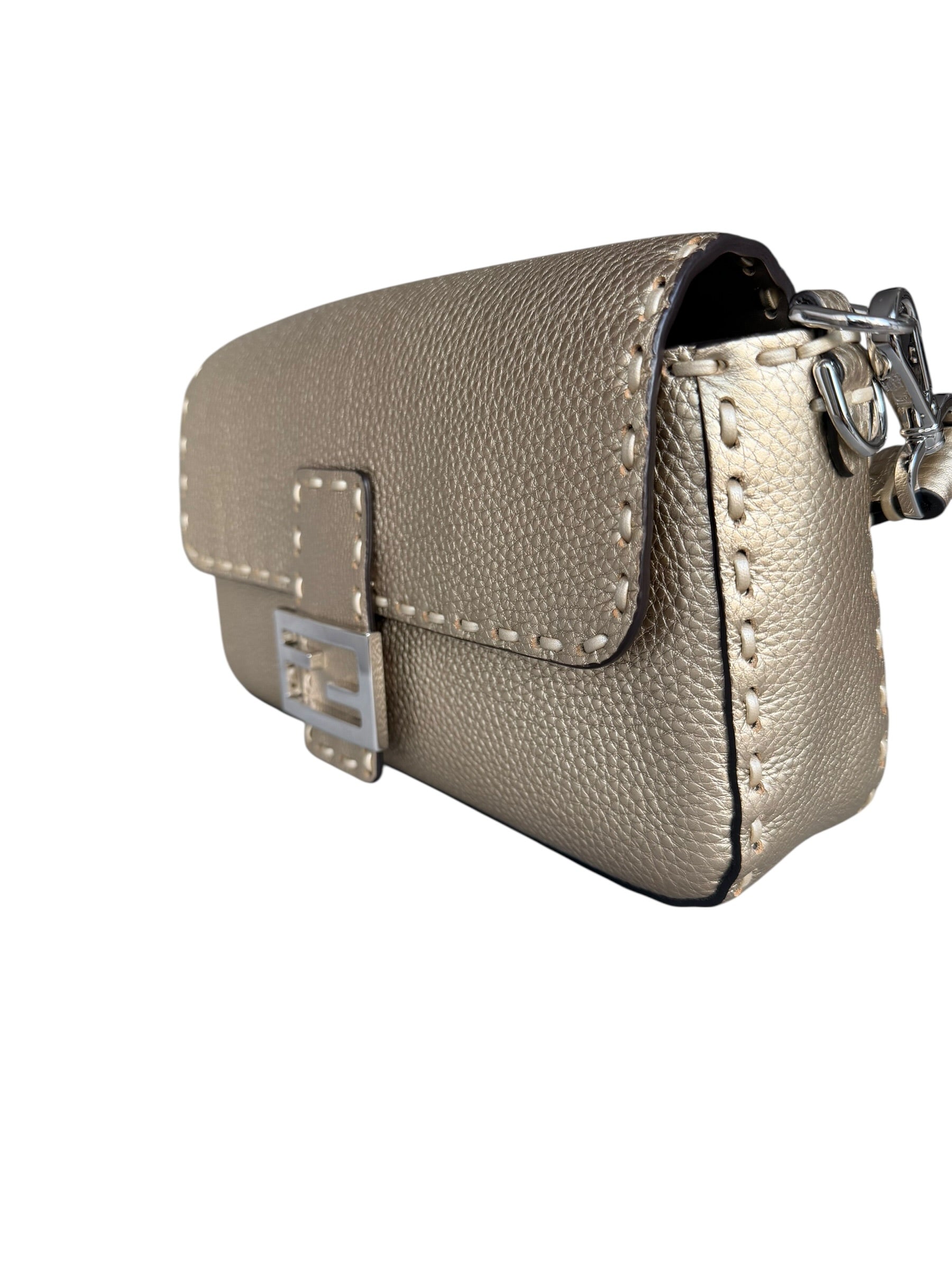 Fendi Baguette Selleria - Gold Leather
