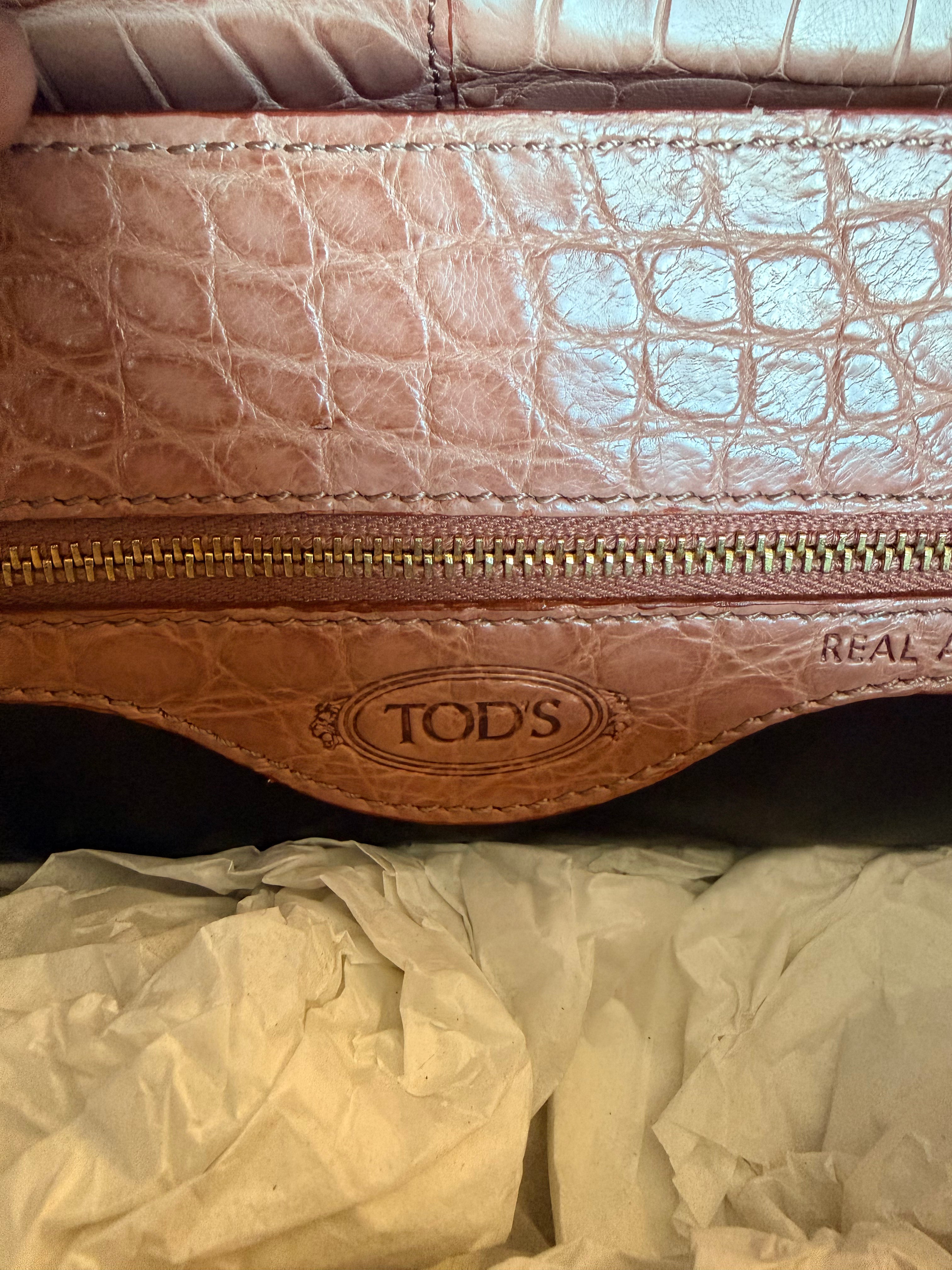Gwyneth Paltrow’s Tod’s Dokt Bag in Blush Pink Alligator Leather GHW