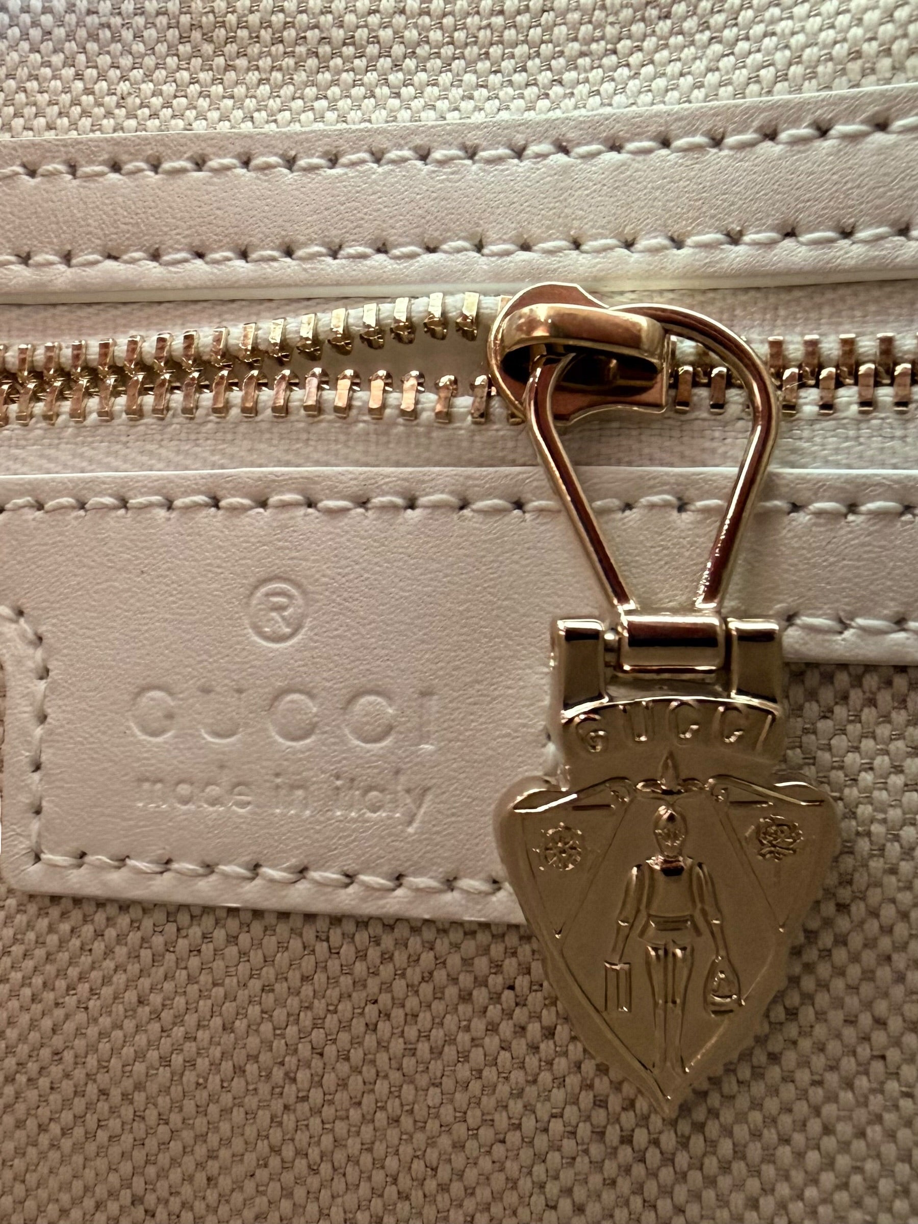 Gucci Limited Edition Embroidered and Beaded Convertible Shoulder Bag - Micro Run, Asia Only