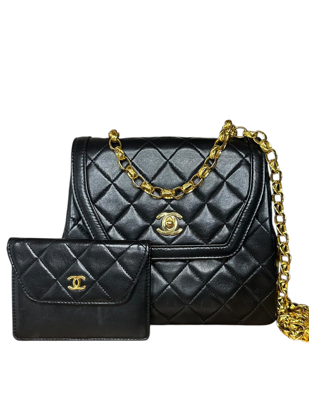 Chanel 1989-91 Matelasse Bijou Chain - Black Lambskin, 24k Gold Plated