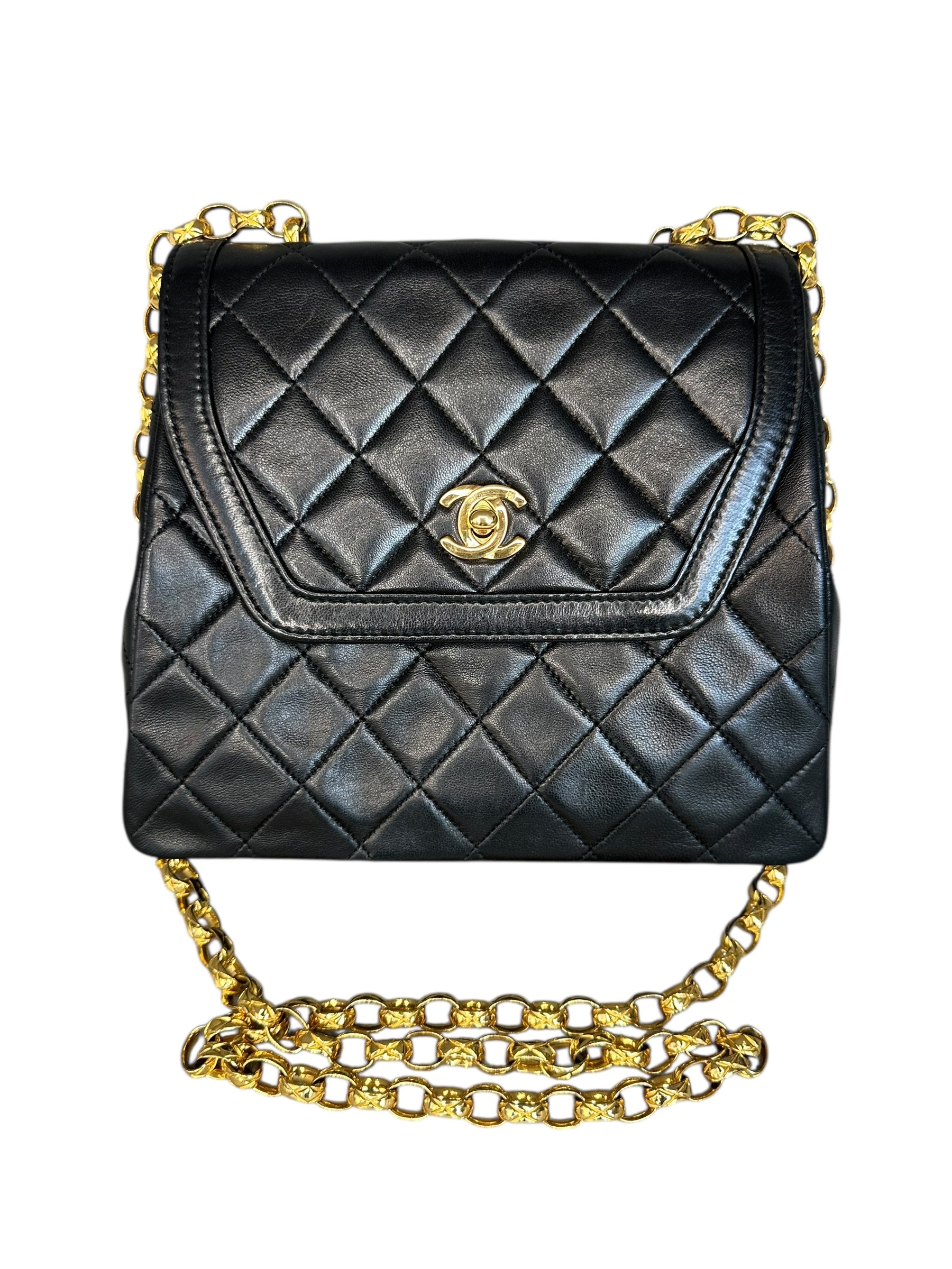 Chanel 1989-91 Matelasse Bijou Chain - Black Lambskin, 24k Gold Plated
