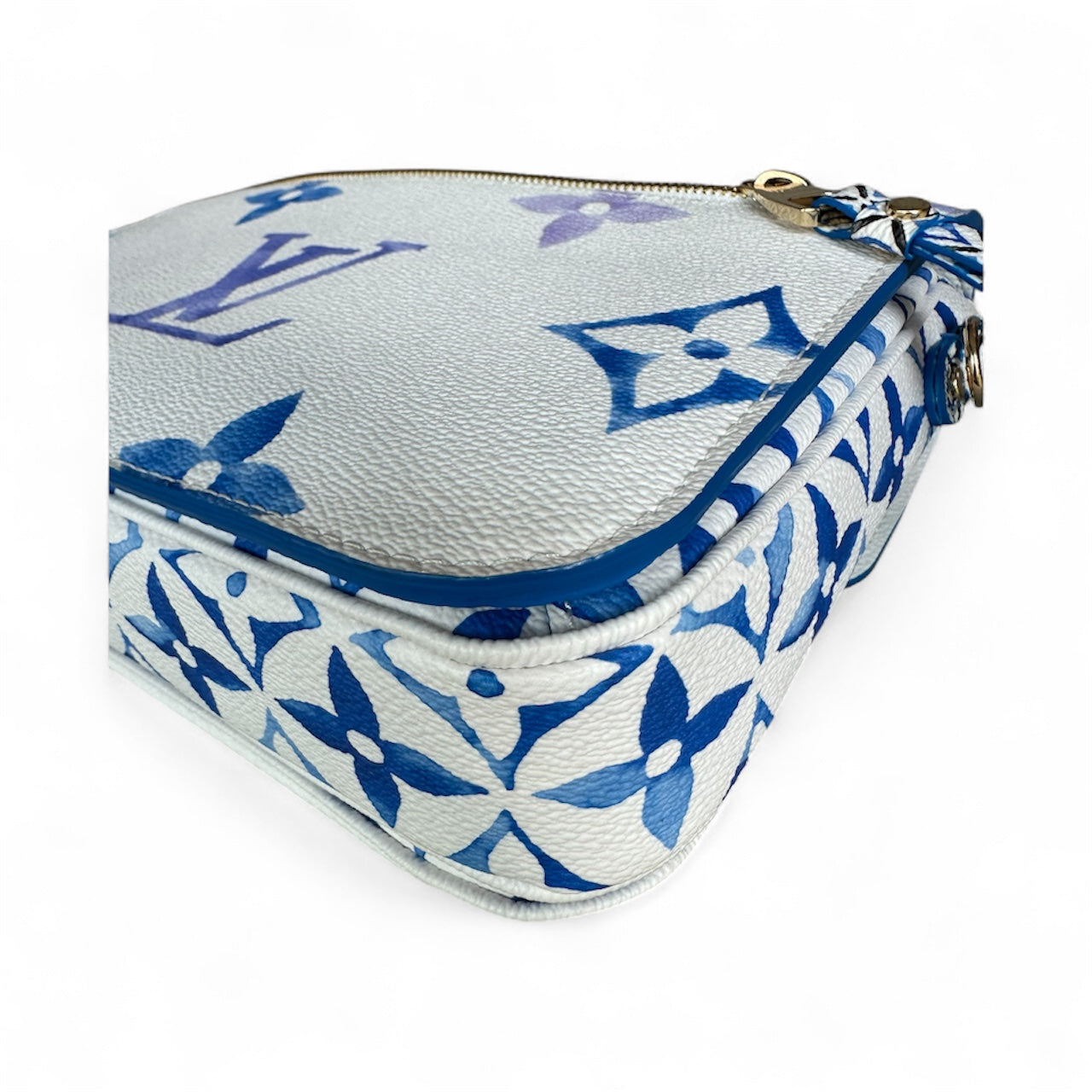 Louis Vuitton 2024 By the Pool Metis Bag